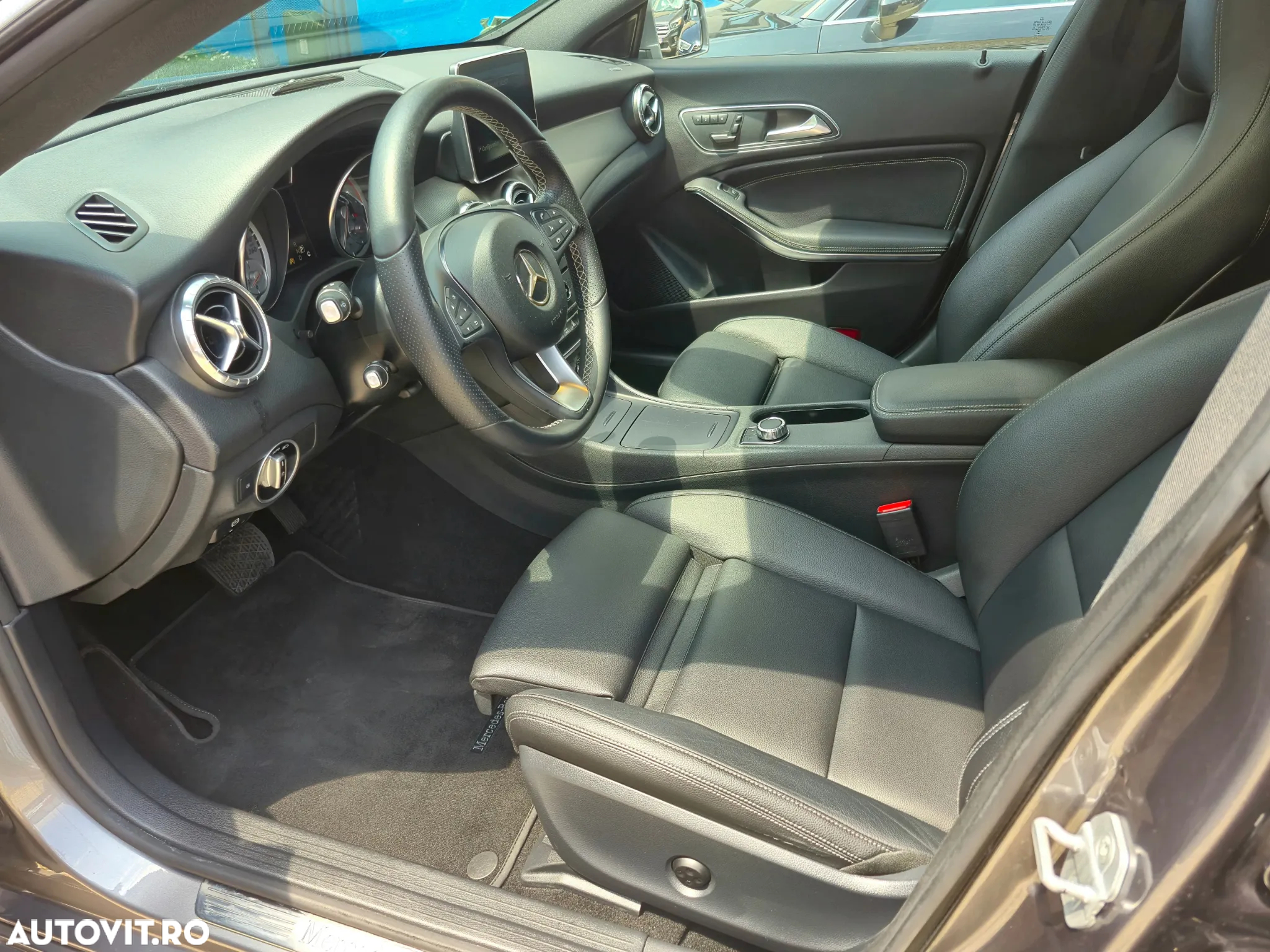 Mercedes-Benz CLA 200 d 4MATIC Aut. - 8