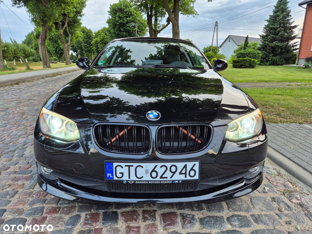 BMW Seria 3 320i - 11
