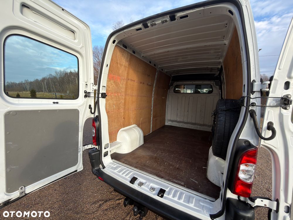 Nissan Interstar - 29