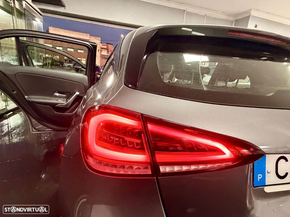 Mercedes-Benz A 180 Dynamic Edition - 11