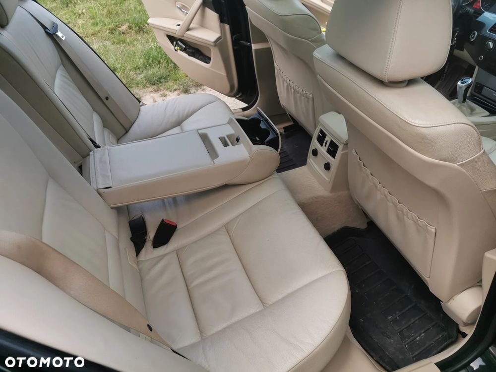 BMW Seria 5 - 21