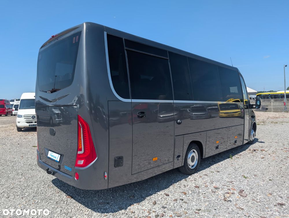 Mercedes-Benz Sprinter 519 - 4