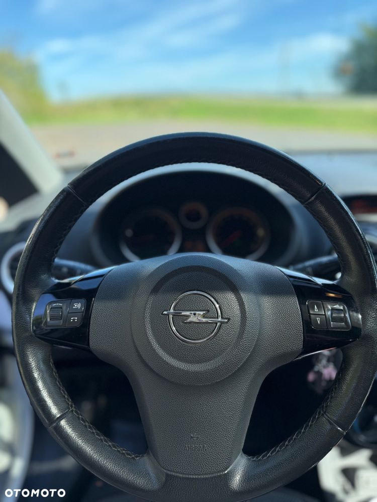 Opel Corsa - 15