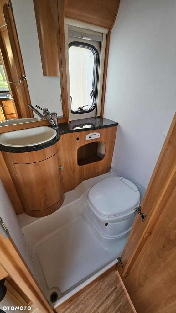 Hymer-Eriba EN 490 Nova - 31