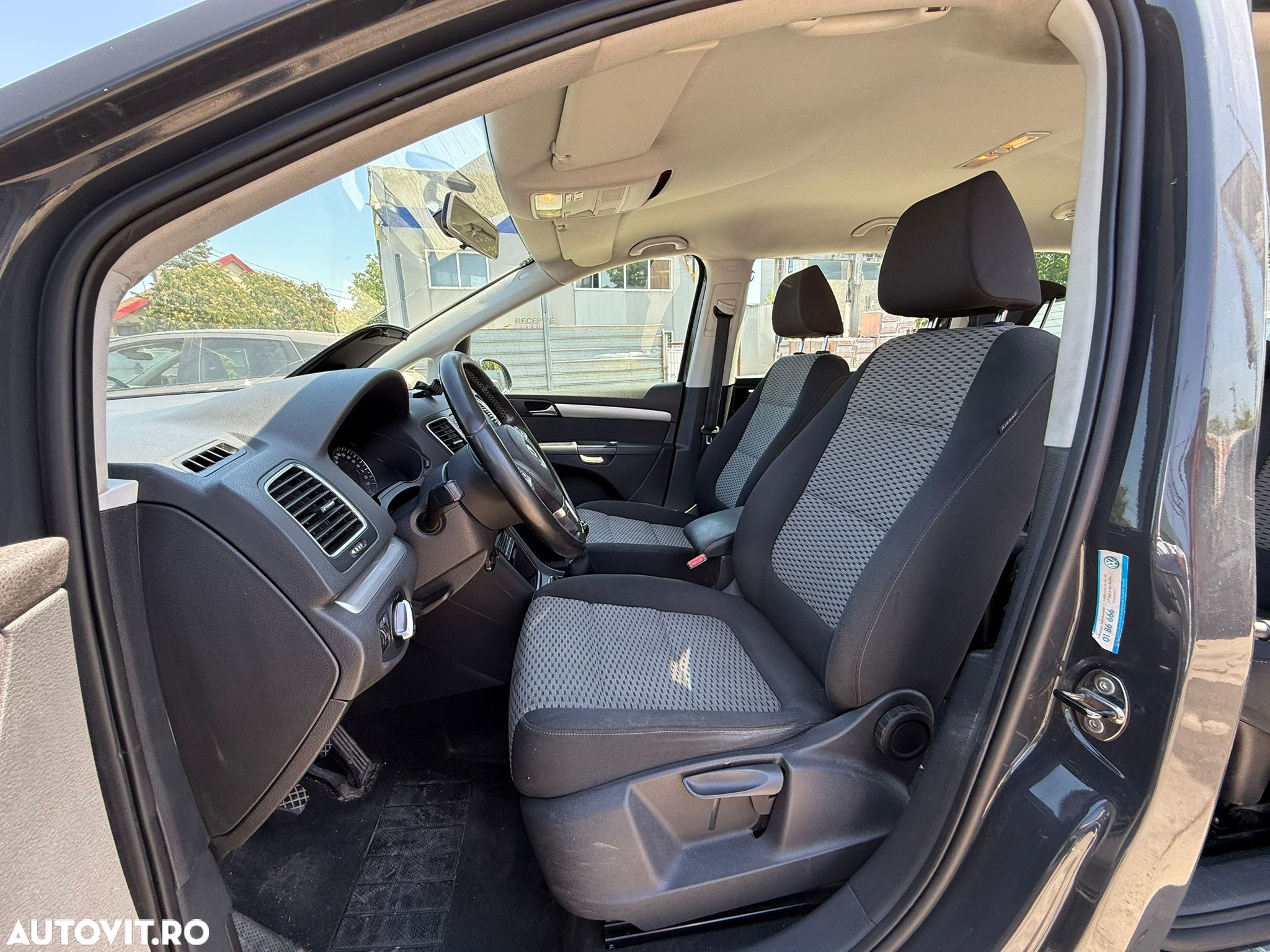 Volkswagen Sharan 2.0 TDI BlueMotion Technology Comfortline - 9