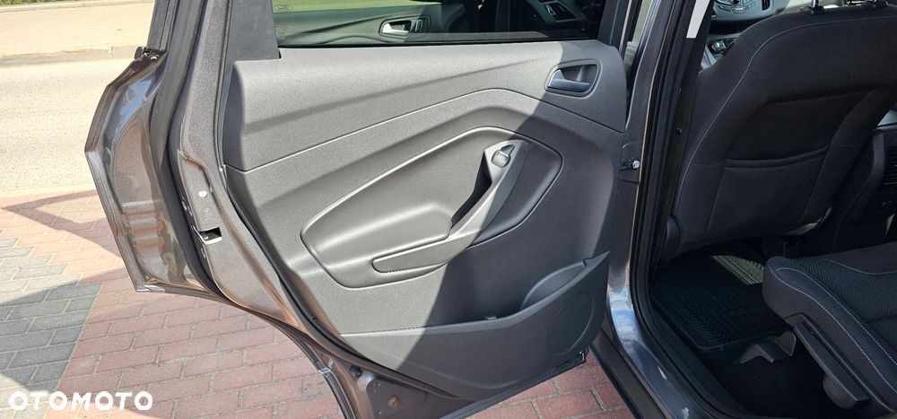 Ford Kuga 1.6 EcoBoost 2x4 SYNC - 10