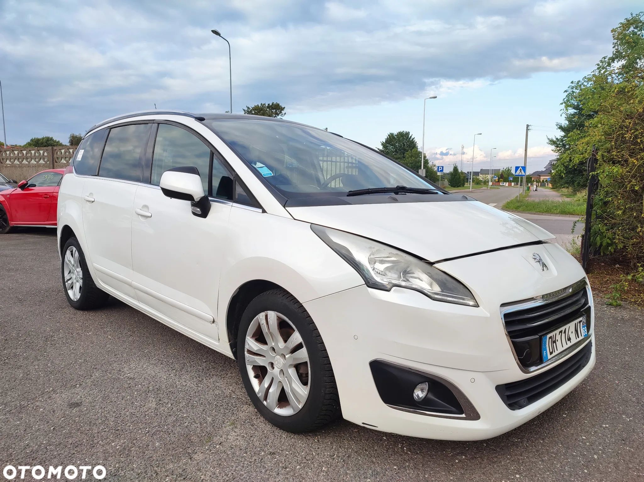 Peugeot 5008 e-HDI FAP 110 EGS6 Stop&Start Allure - 1