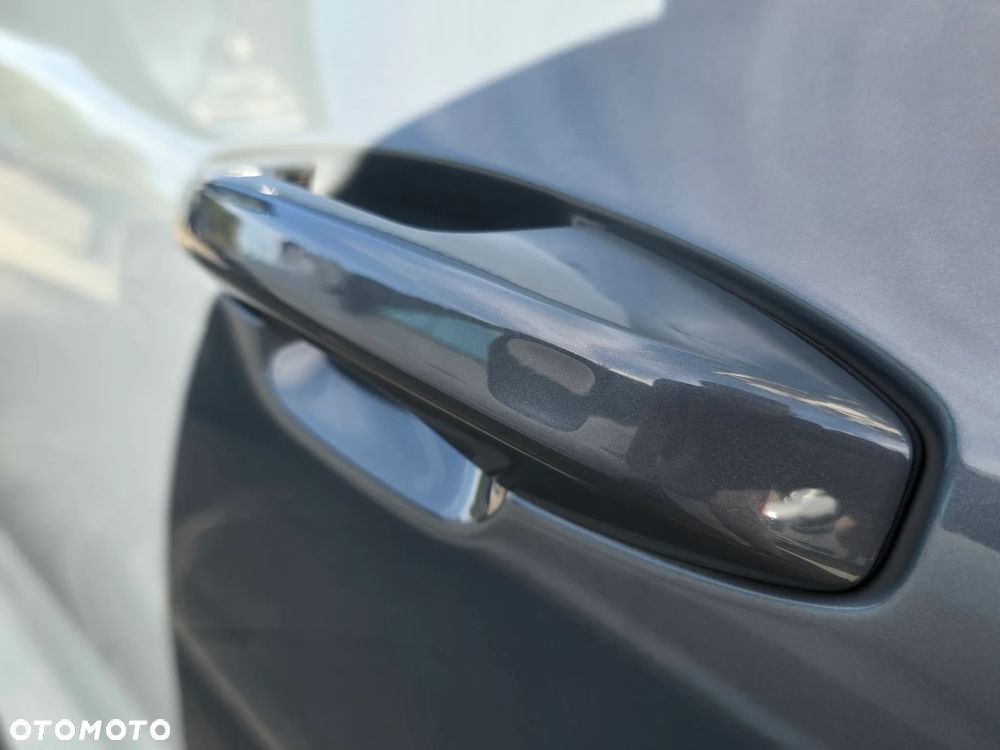 Volvo V60 T6 AWD Plug-In Hybrid Plus Dark - 20