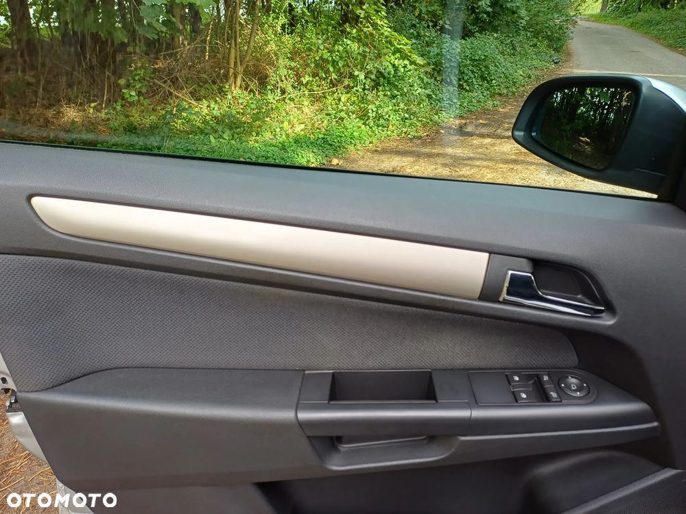 Opel Astra - 21