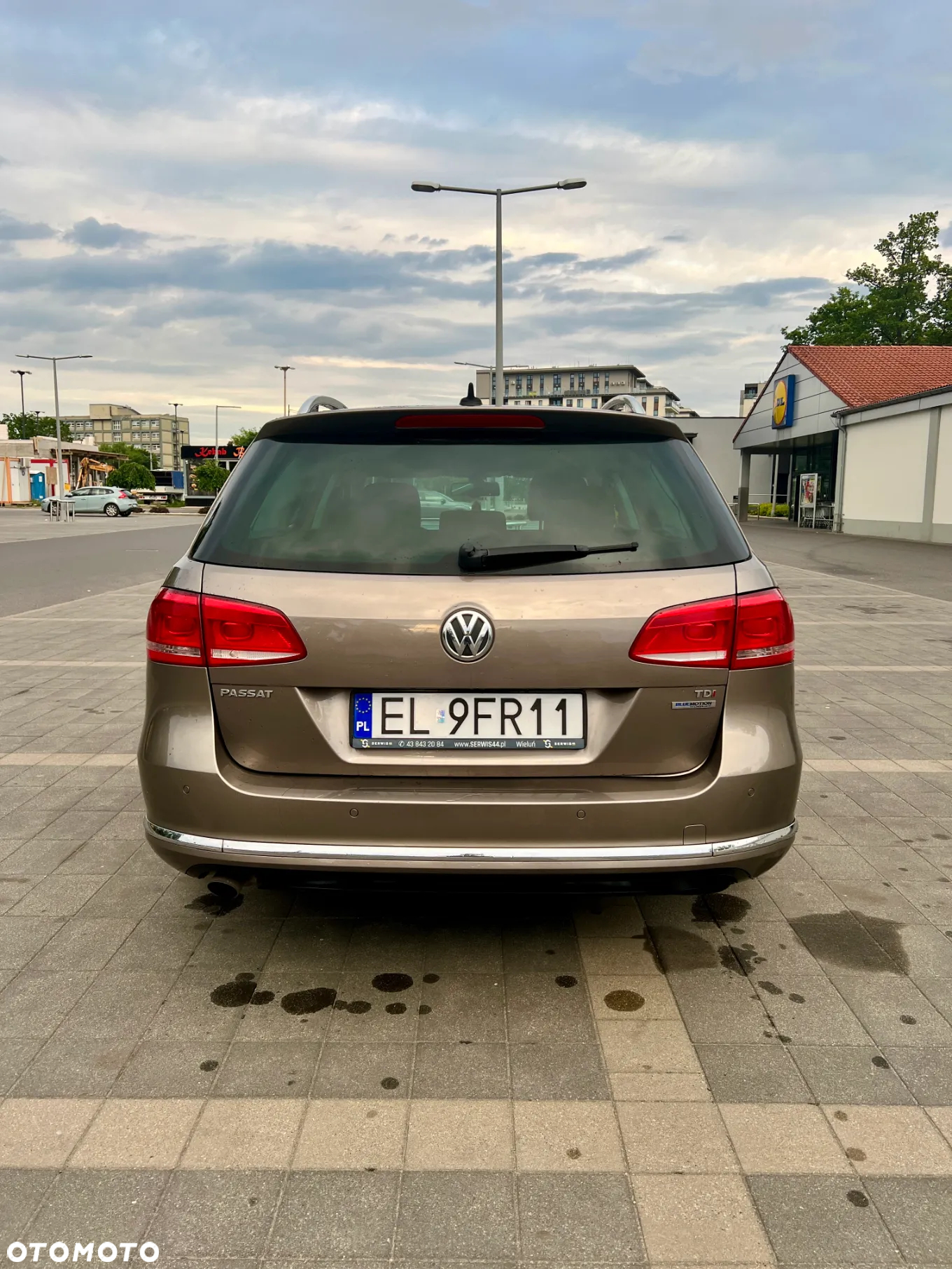 Volkswagen Passat Variant 1.6 TDI BlueMotion Technology Comfortline - 5