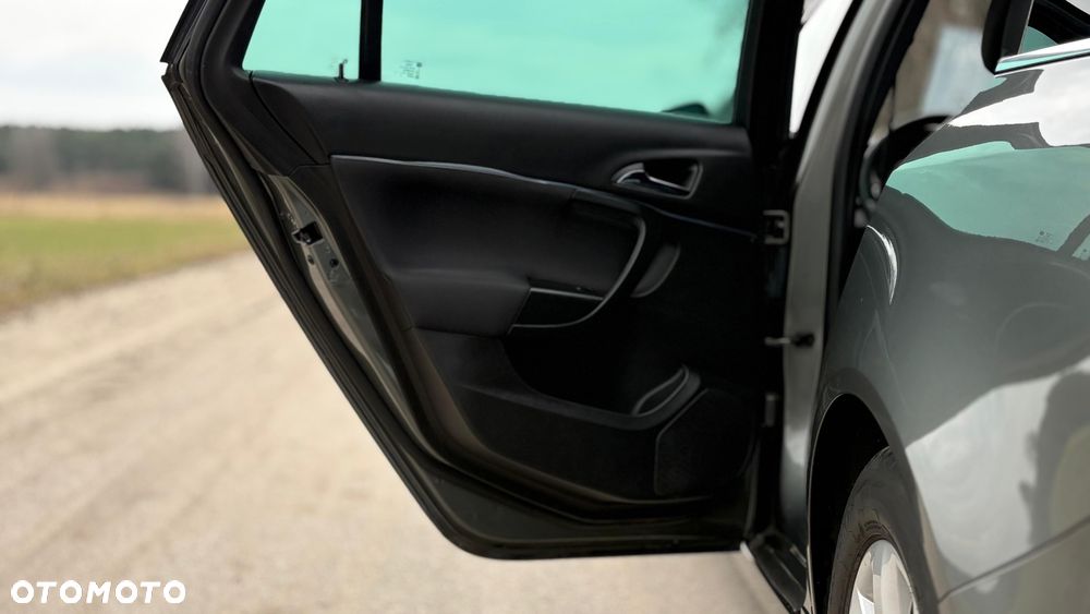 Opel Insignia 1.6 CDTI Sport - 9