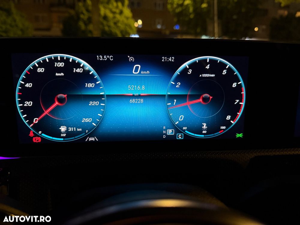 Mercedes-Benz A 180 7G-DCT Progressive - 13