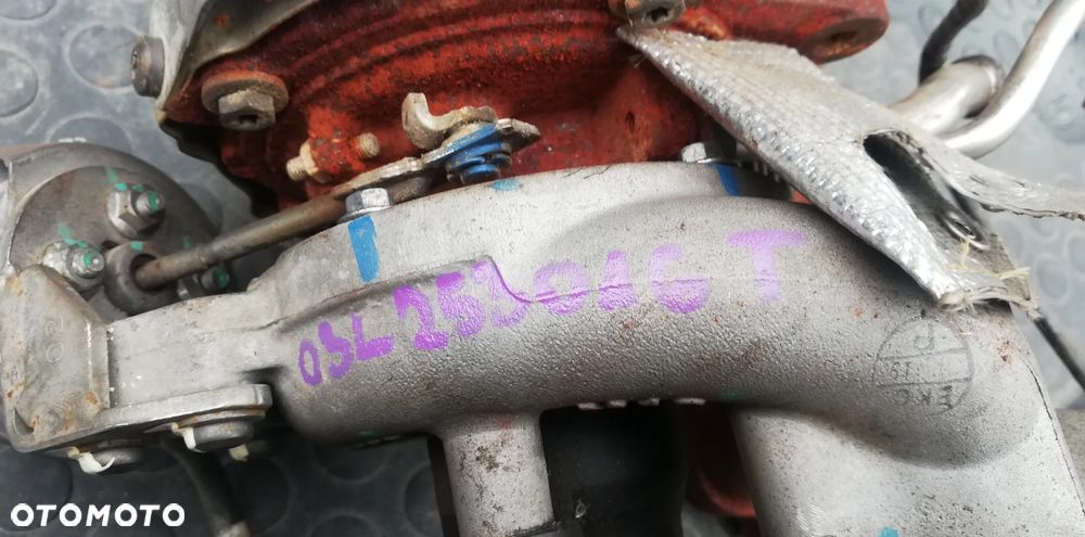 TURBINA TURBOSPRĘŻARKA AUDI A3 8P 1.6 TDI - 4
