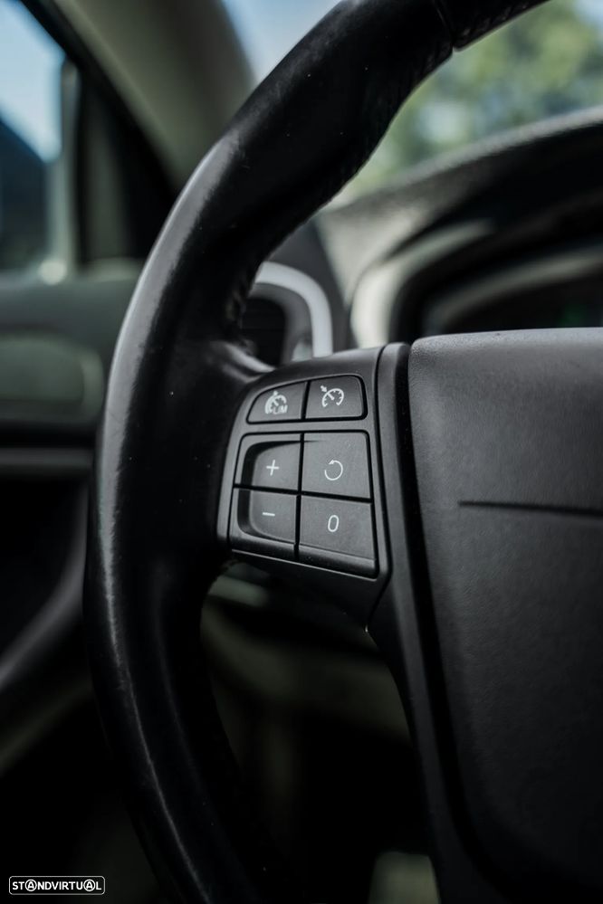 Volvo V40 1.6 D2 Kinetic - 27