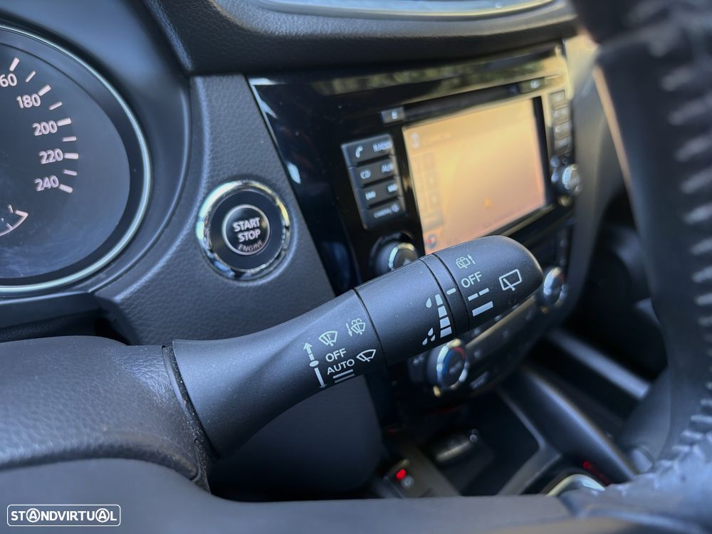 Nissan Qashqai 1.2 DIG-T Tekna Premium Pele Preta - 37