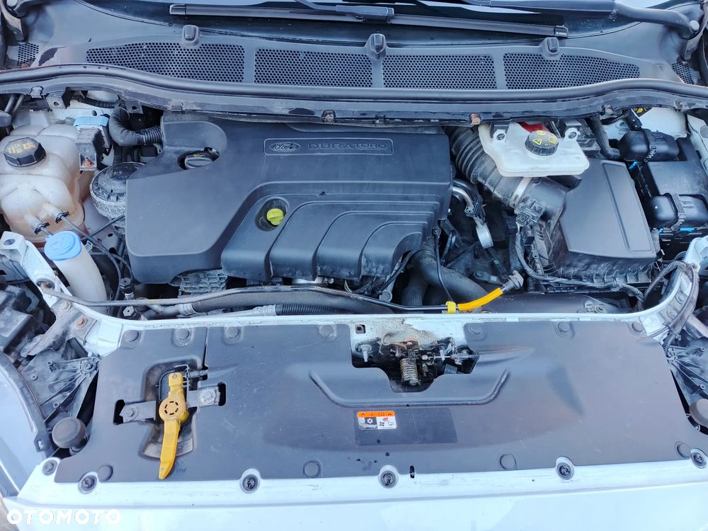 Ford S-Max 2.0 TDCi Titanium PowerShift - 24