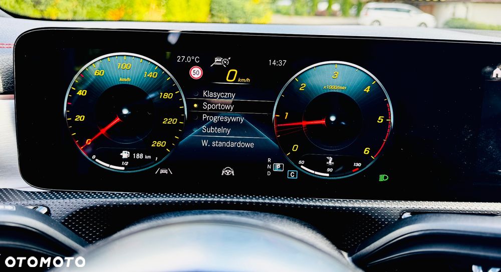 Mercedes-Benz CLA 200 d AMG Line 8G-DCT - 32