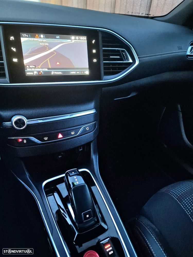 Peugeot 308 SW 1.5 BlueHDi GT Line EAT8 - 14