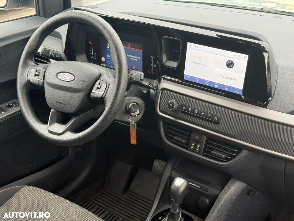 Ford Tourneo Courier - 19
