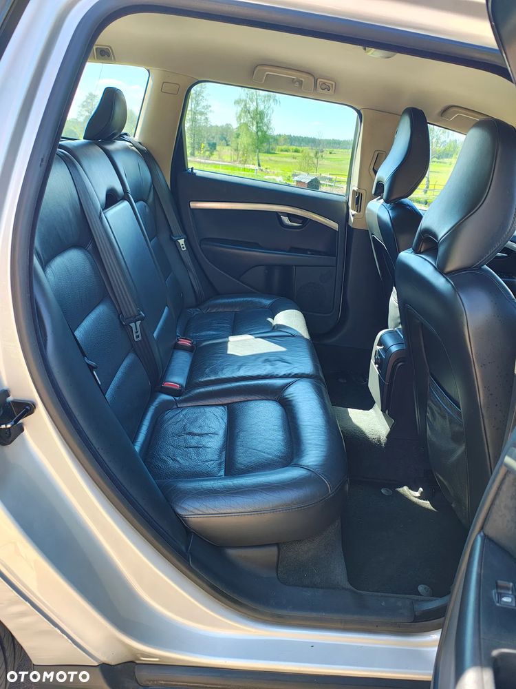 Volvo V70 2.0D Kinetic - 14