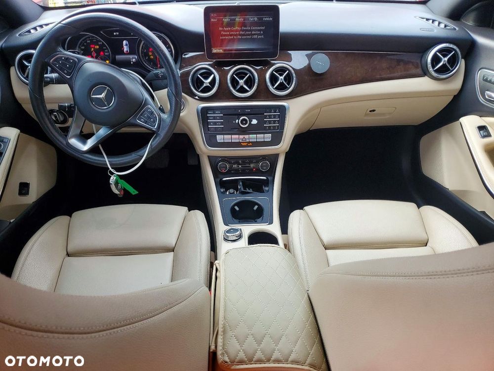 Mercedes-Benz CLA 250 4Matic 7G-DCT - 7