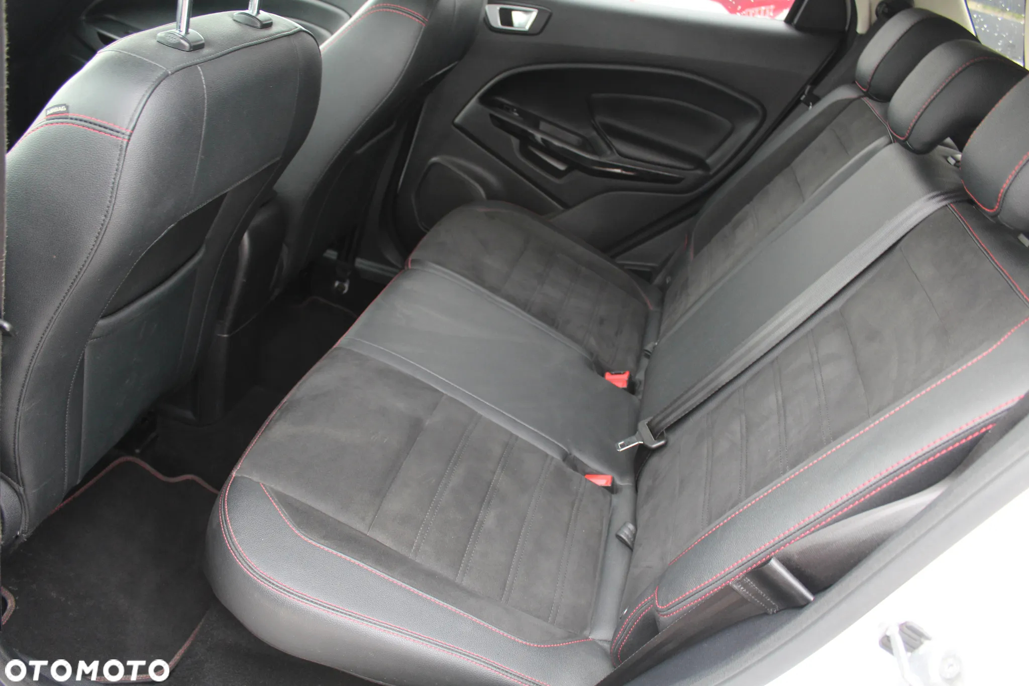 Ford EcoSport 1.0 EcoBoost ST-Line Black ASS - 17
