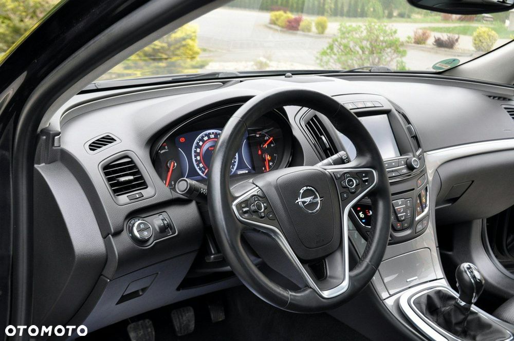 Opel Insignia - 22