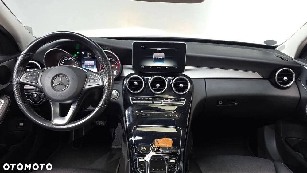 Mercedes-Benz Klasa C 200 7G-TRONIC - 9
