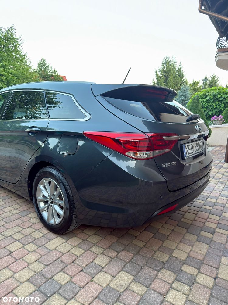 Hyundai i40 - 11