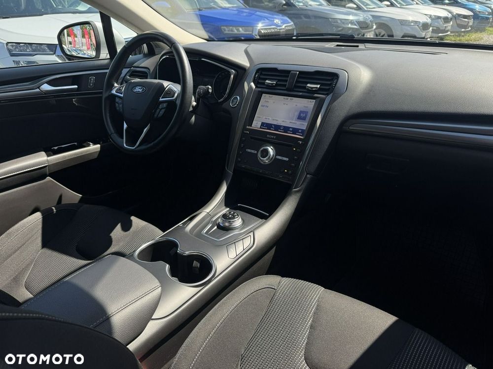 Ford Mondeo 2.0 EcoBlue Titanium - 19