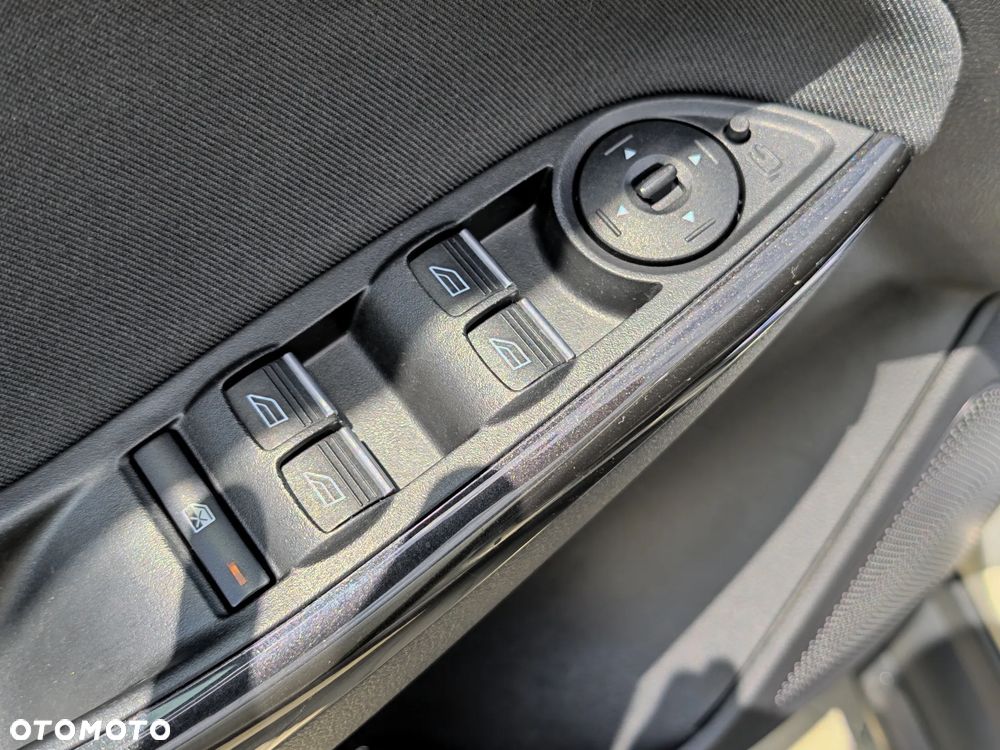 Ford Focus 1.5 TDCi DPF Start-Stopp-System Titanium - 29