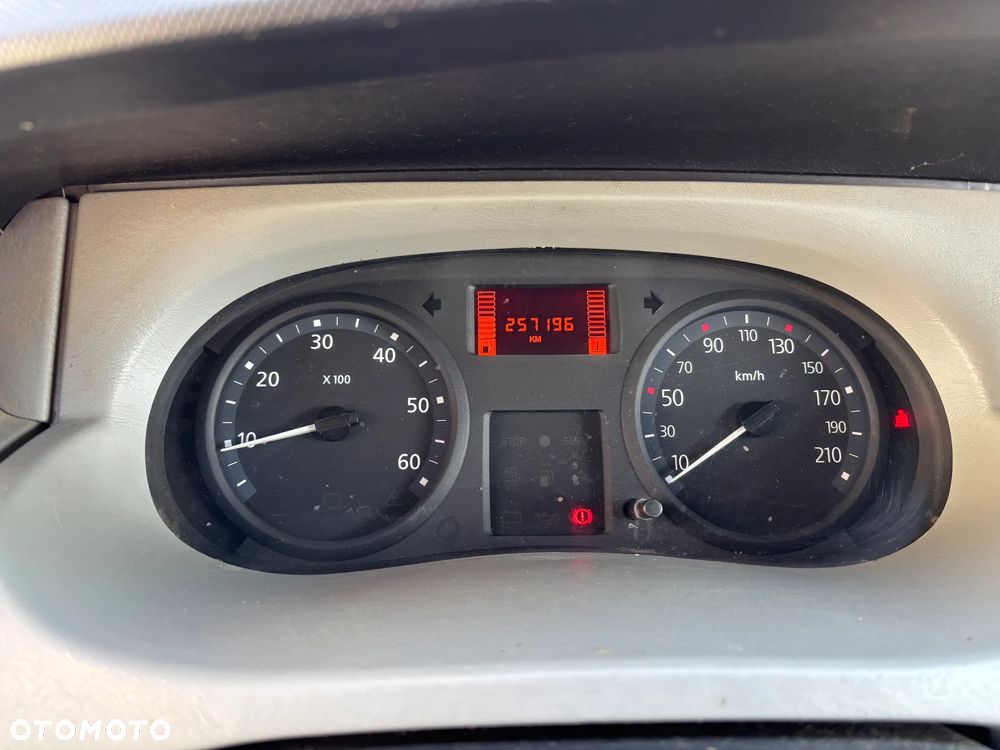 Renault Trafic - 4