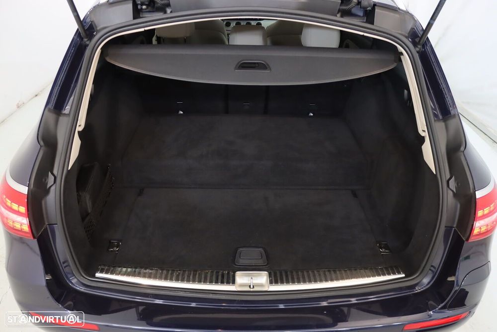 Mercedes-Benz E 300 de Avantgarde - 41