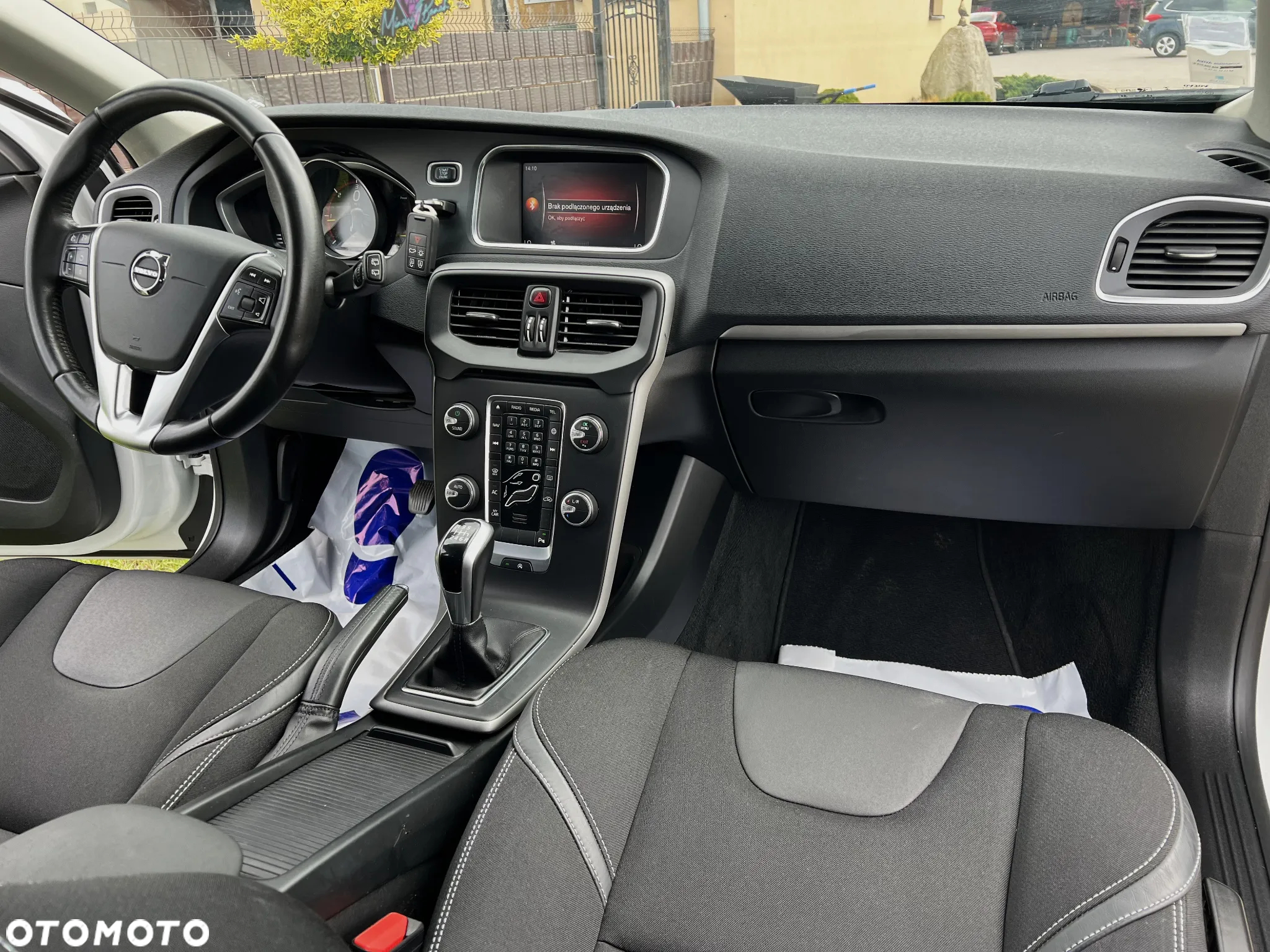 Volvo V40 D2 Drive-E Momentum - 30