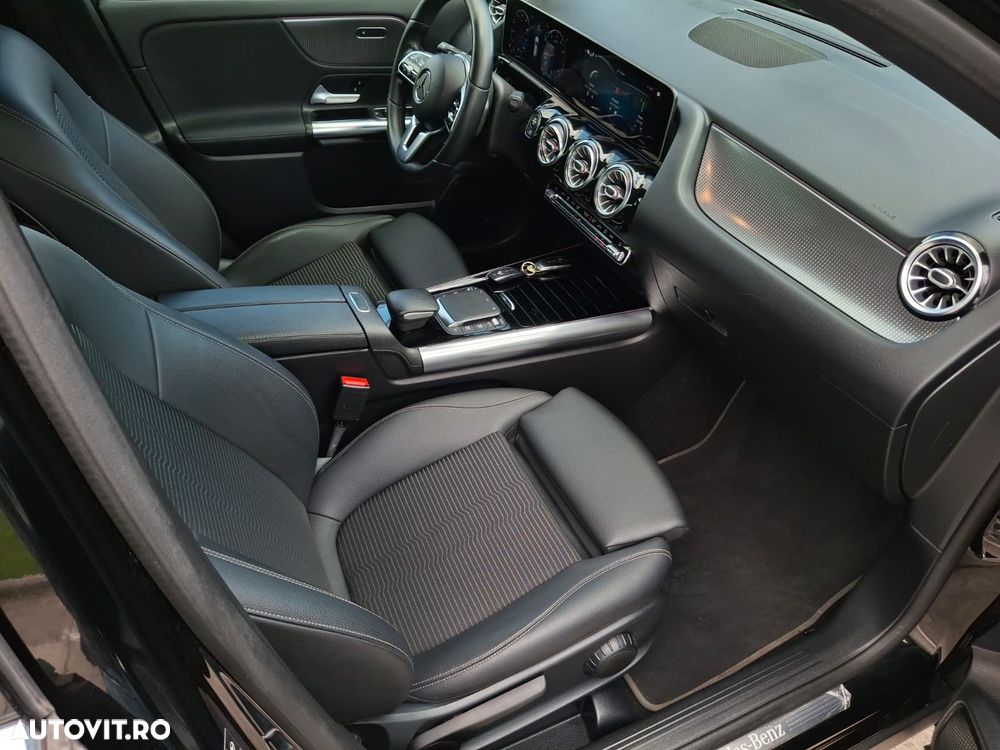 Mercedes-Benz GLA 250 e 8G-DCT - 12