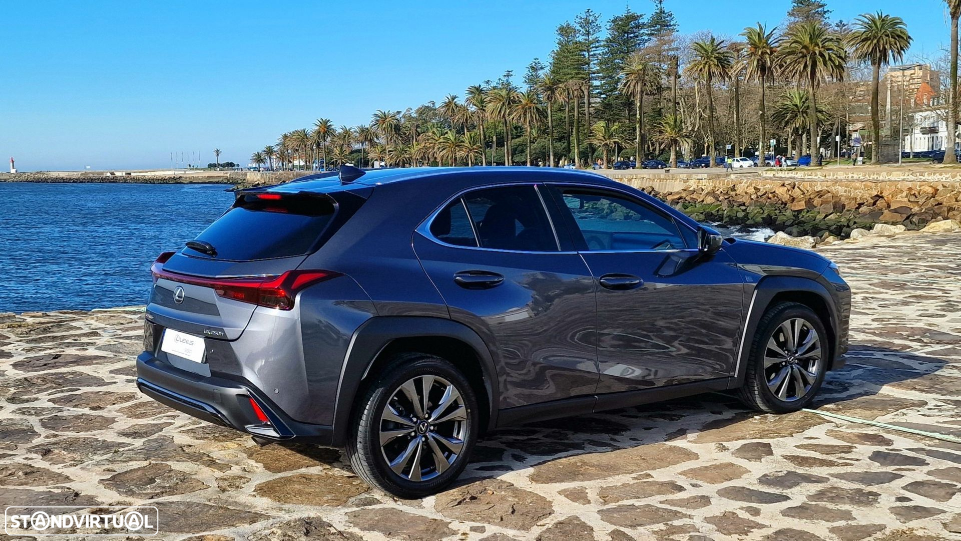Lexus UX 250h Sport (Ecrã 12.3) - 7