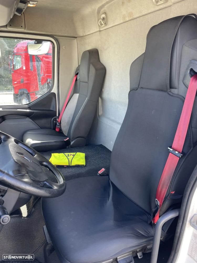 Renault D 16 - Plataforma Traseira - 2016 - 7