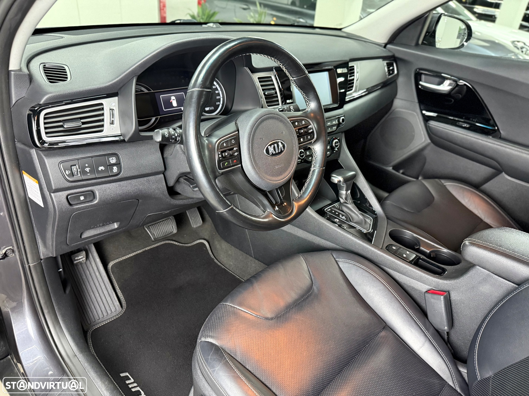 Kia Niro 1.6 GDi HEV Tech - 15