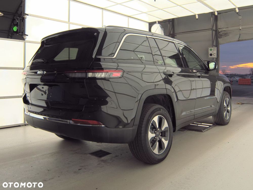 Jeep Grand Cherokee - 6