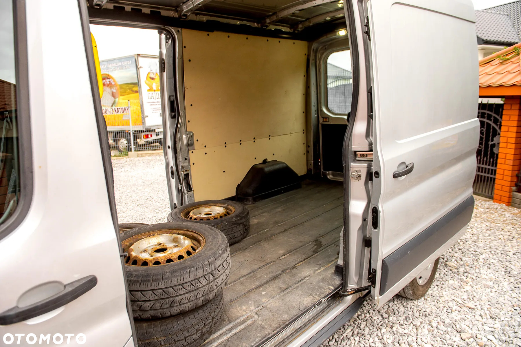 Ford Transit - 22
