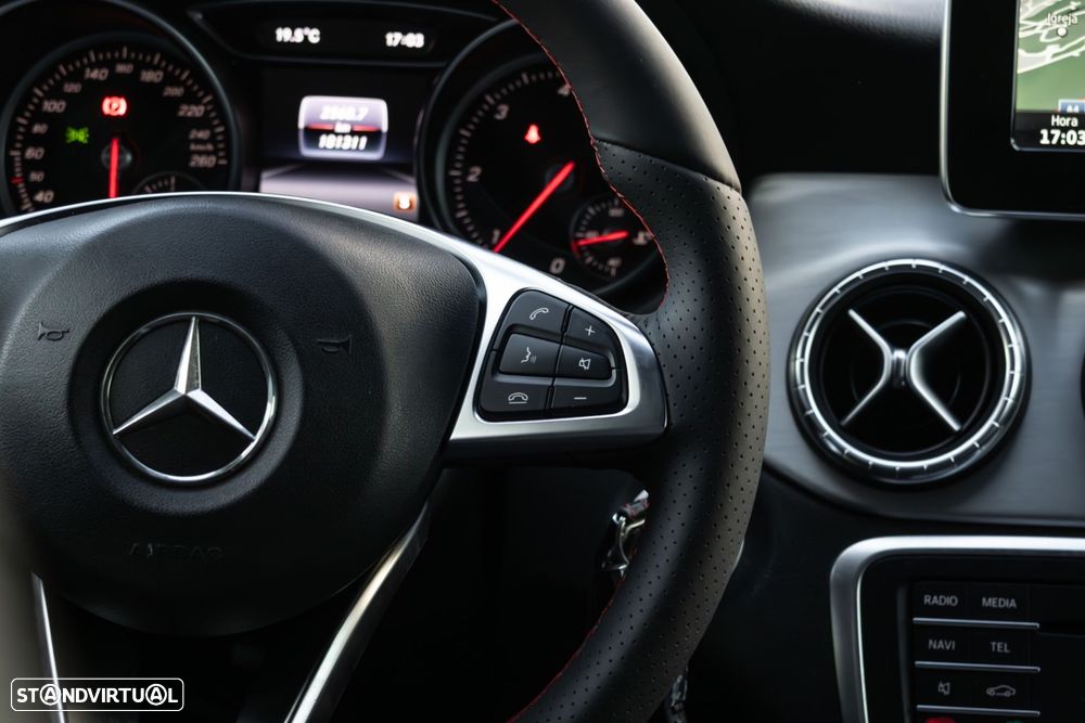 Mercedes-Benz CLA 180 d AMG Line - 19