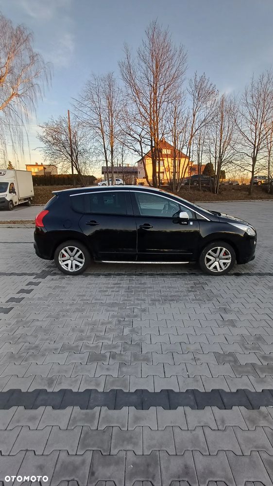 Peugeot 3008 2.0 HDi HYbrid4 - 12