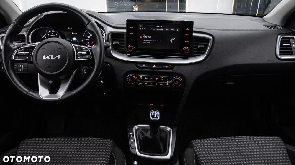 Kia Ceed 1.5 T-GDI M - 13