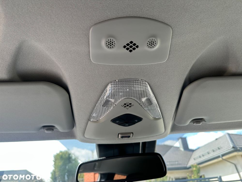 Toyota C-HR 1.8 Hybrid Executive - 32