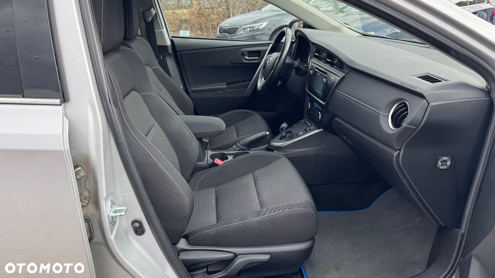 Toyota Auris Hybrid 135 Premium - 30