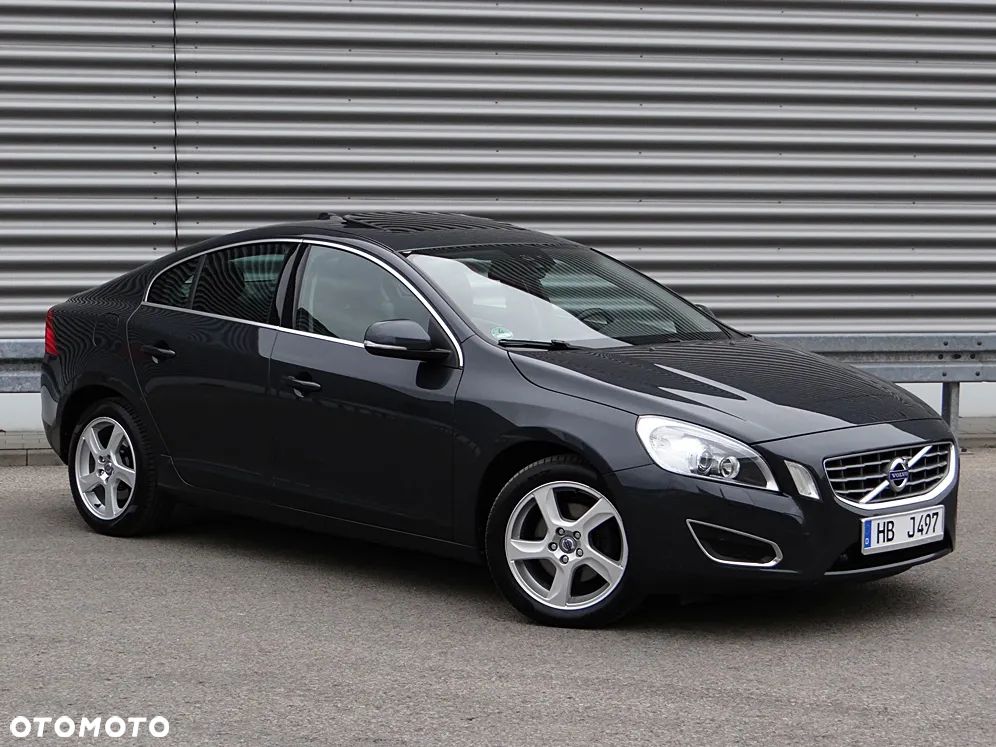 Volvo S60 D3 Summum - 11