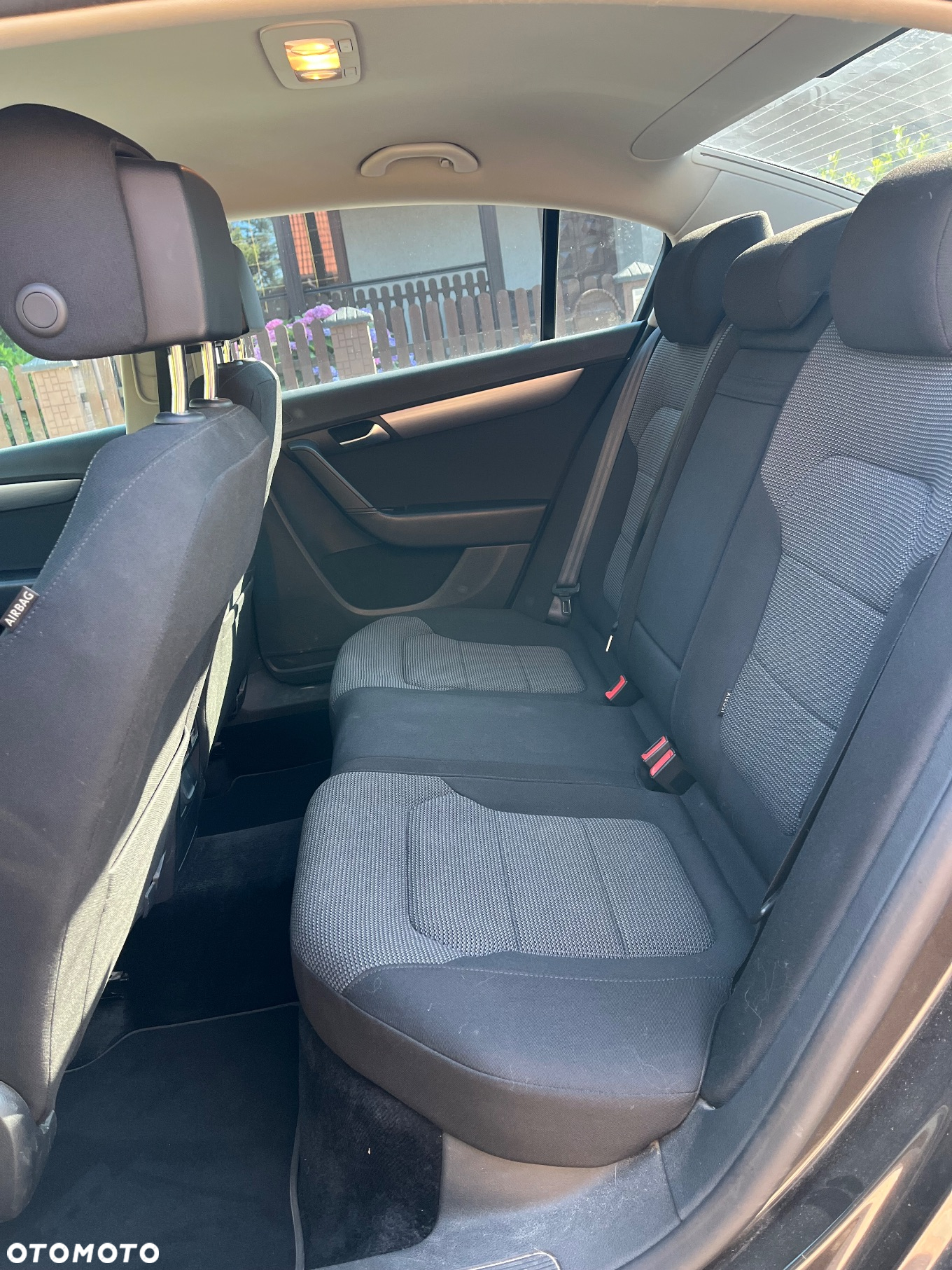Volkswagen Passat 2.0 TDI Comfortline DSG - 8