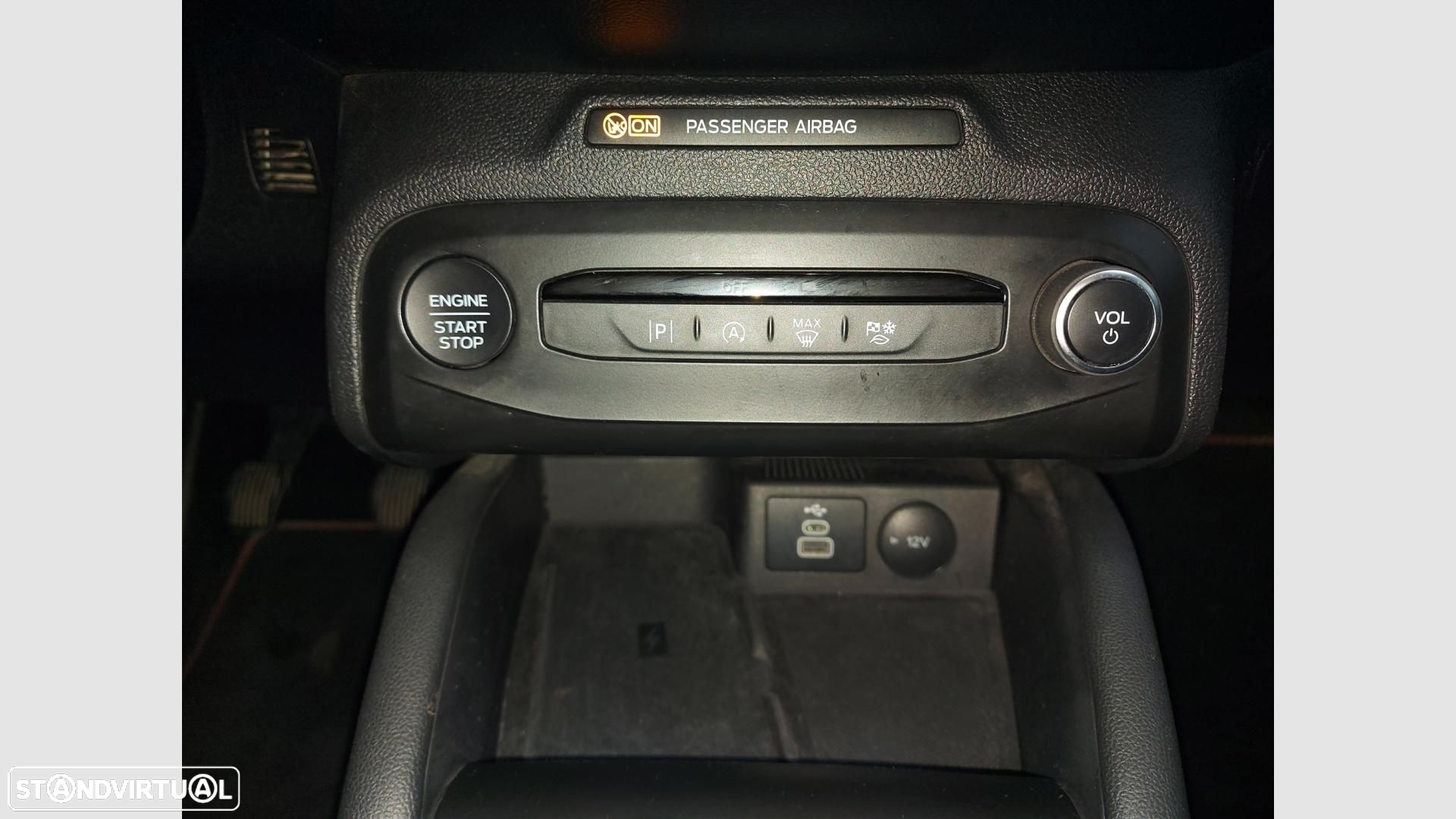 Ford Focus SW 1.0 EcoBoost MHEV ST-Line - 12