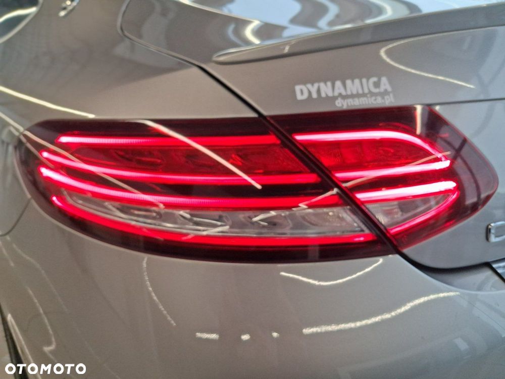 Mercedes-Benz Klasa C - 12