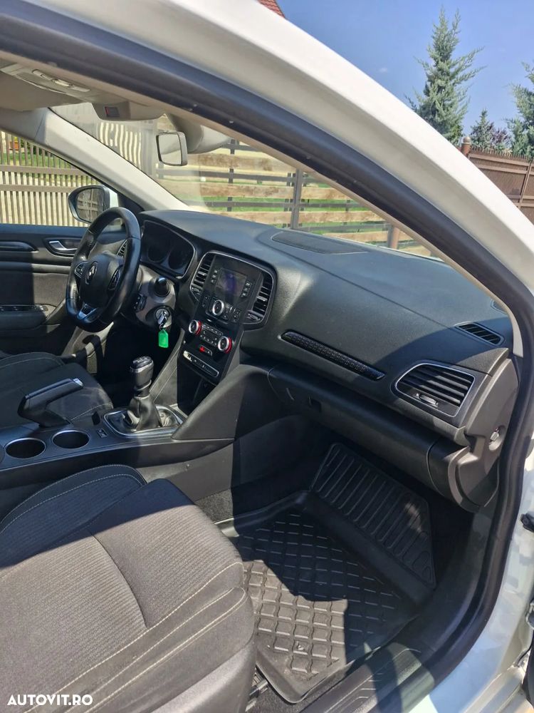 Renault Megane Energy dCi Life - 11